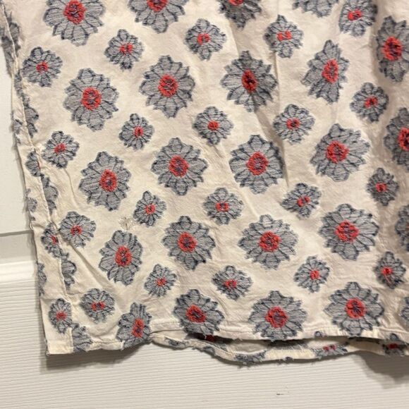 Ann Taylor Factory | Women’s White Blue Floral Oversized Short Sleeve Blouse - Picture 13 of 15